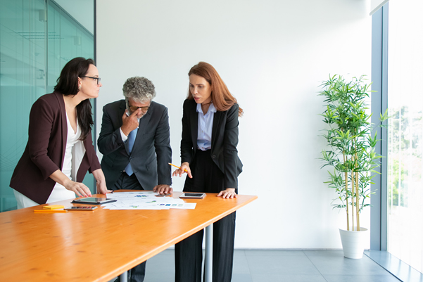 Streamlining HR Data: Integration Benefits & Strategies 2 Data-Fragmentation