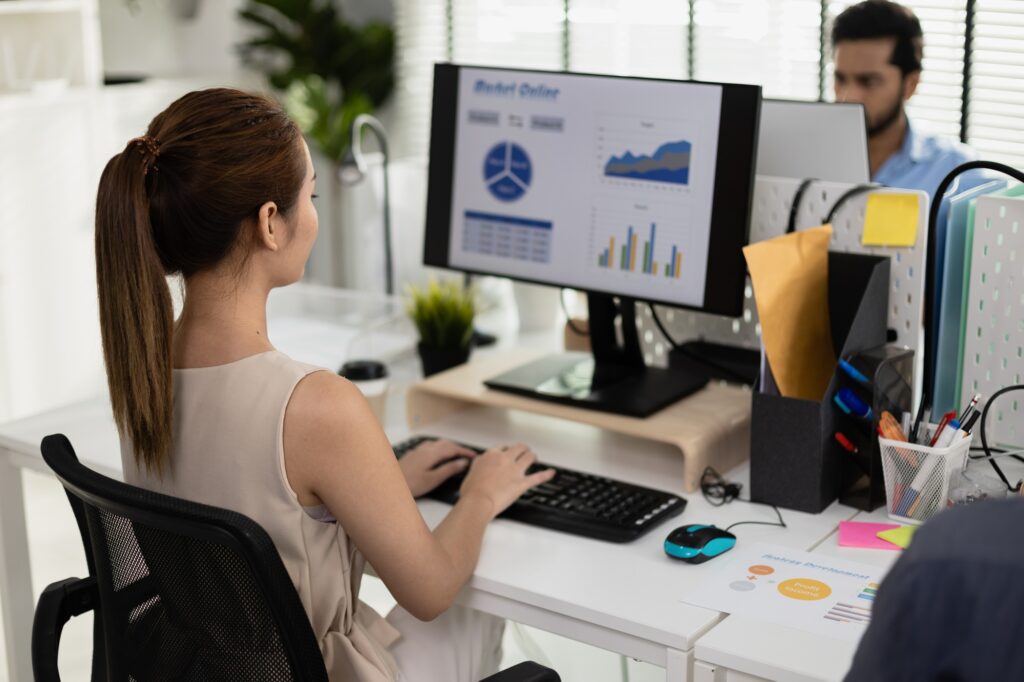 The Deep End - Blog 6 Maximizing HR Data: Driving Business Outcomes with People Analytics